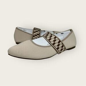 NWOB | MIA | Madeleine Ballerina Flats | Cream | Size 6 M US